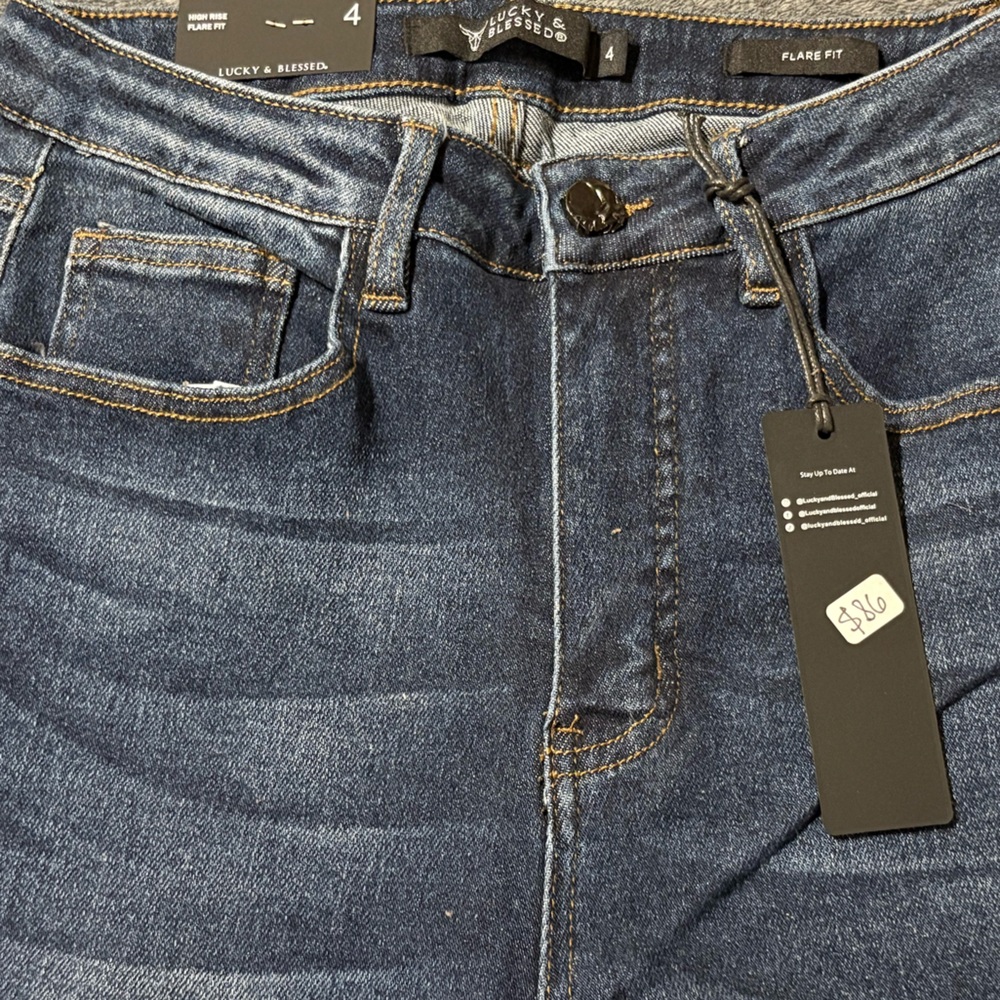 Lucky & Blessed•High Rise Flare Jeans - Picture 3 of 7